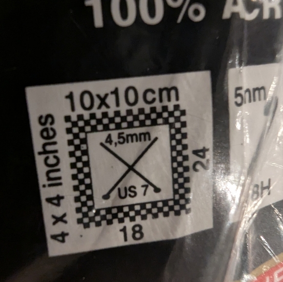 Red Heart Comfort Yarn in Cream 256g - Picture 7 of 8